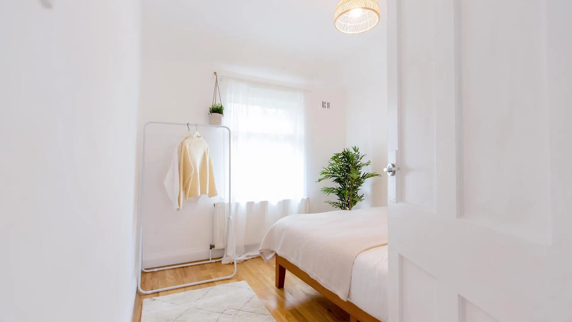 3-Bed House - Next To Olympic Park & Westfield Apartment London United Kingdom